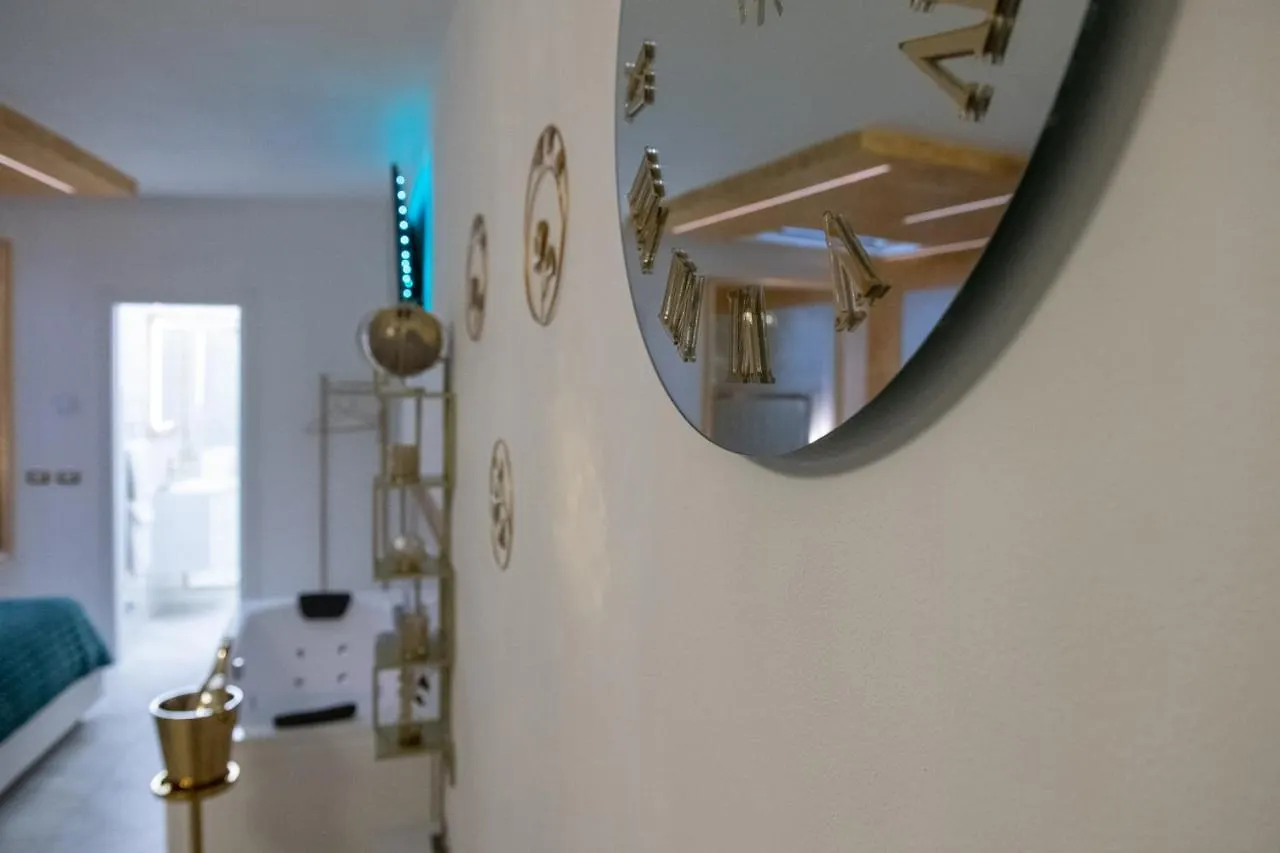 Fashion Apartment Gold Bologna With Jacuzzi & Car Garage