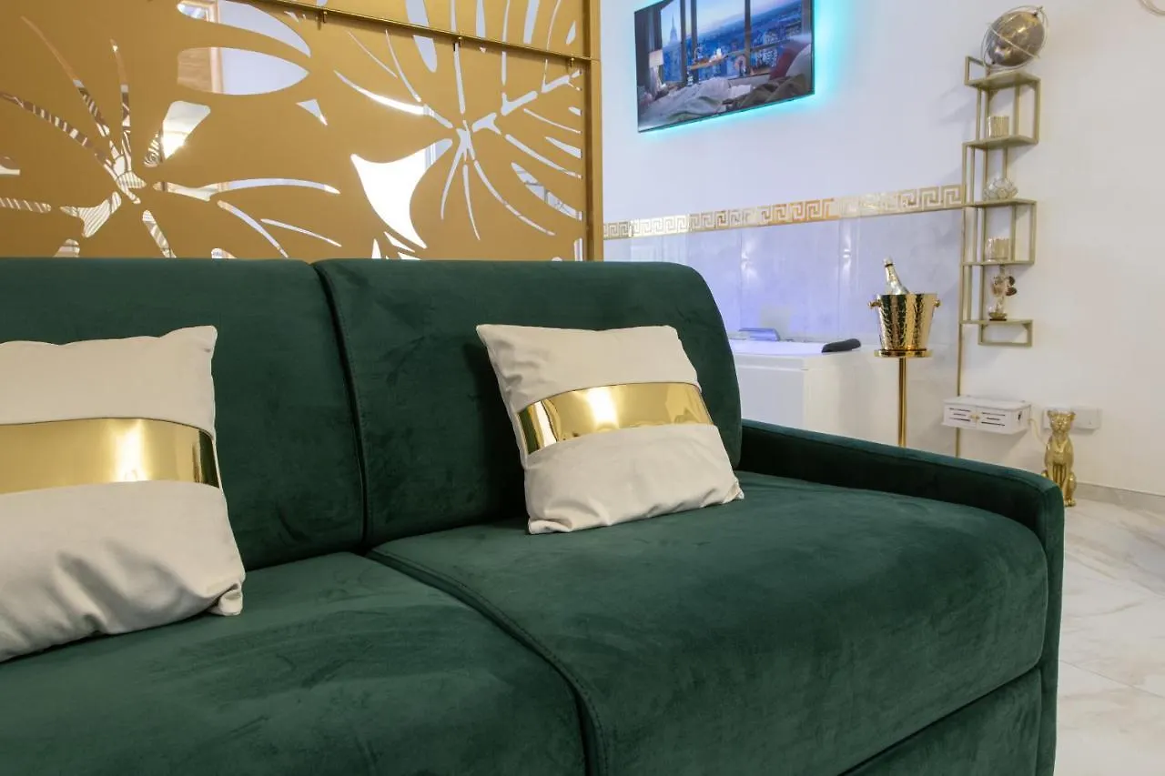 Fashion Apartment Gold Bologna With Jacuzzi & Car Garage Itália