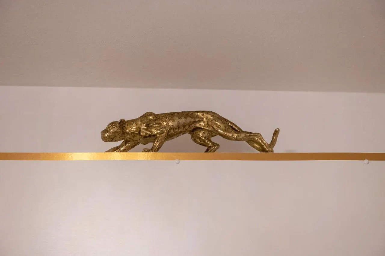 Fashion Apartment Gold Bologna With Jacuzzi & Car Garage