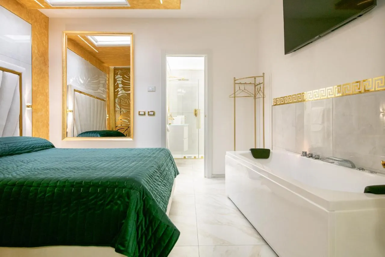 Fashion Apartment Gold Bologna With Jacuzzi & Car Garage Itália