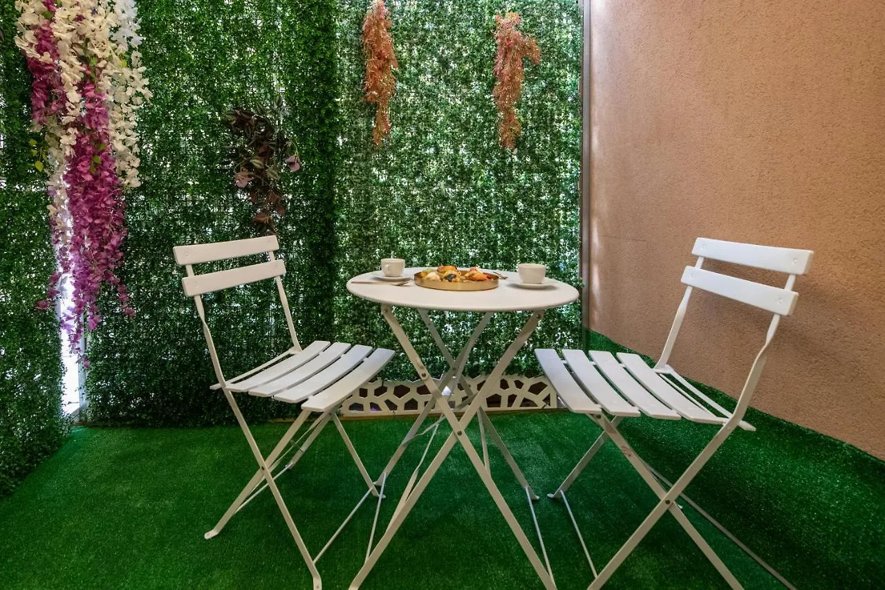 Fashion Apartment Gold Bologna With Jacuzzi & Car Garage