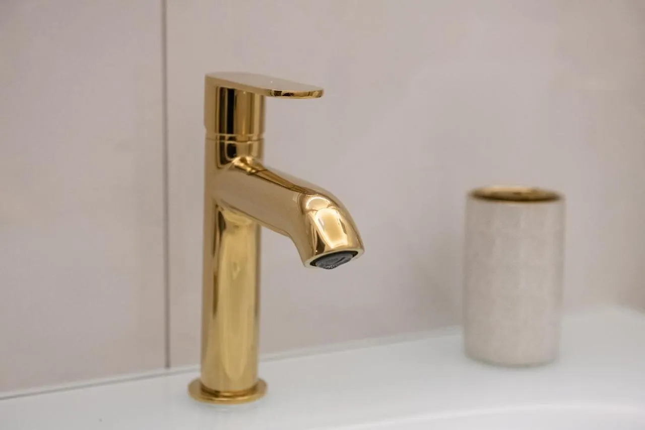 Fashion Apartment Gold Bologna With Jacuzzi & Car Garage